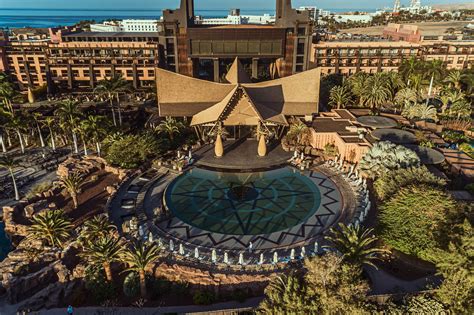 lopesan baobab resort corendon.
